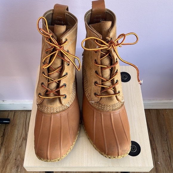 L.L Bean duck boots 8” size 9. - Picture 3 of 8